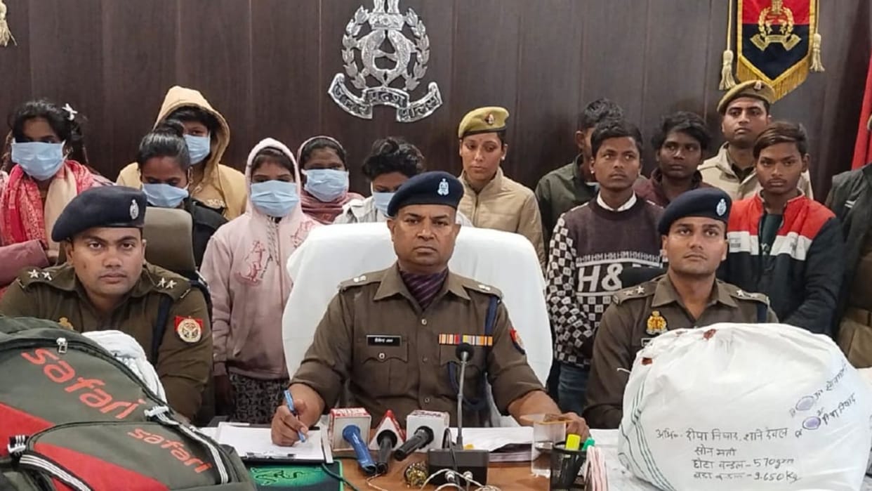 Inter-state gang busted, a dozen arrested with ganja