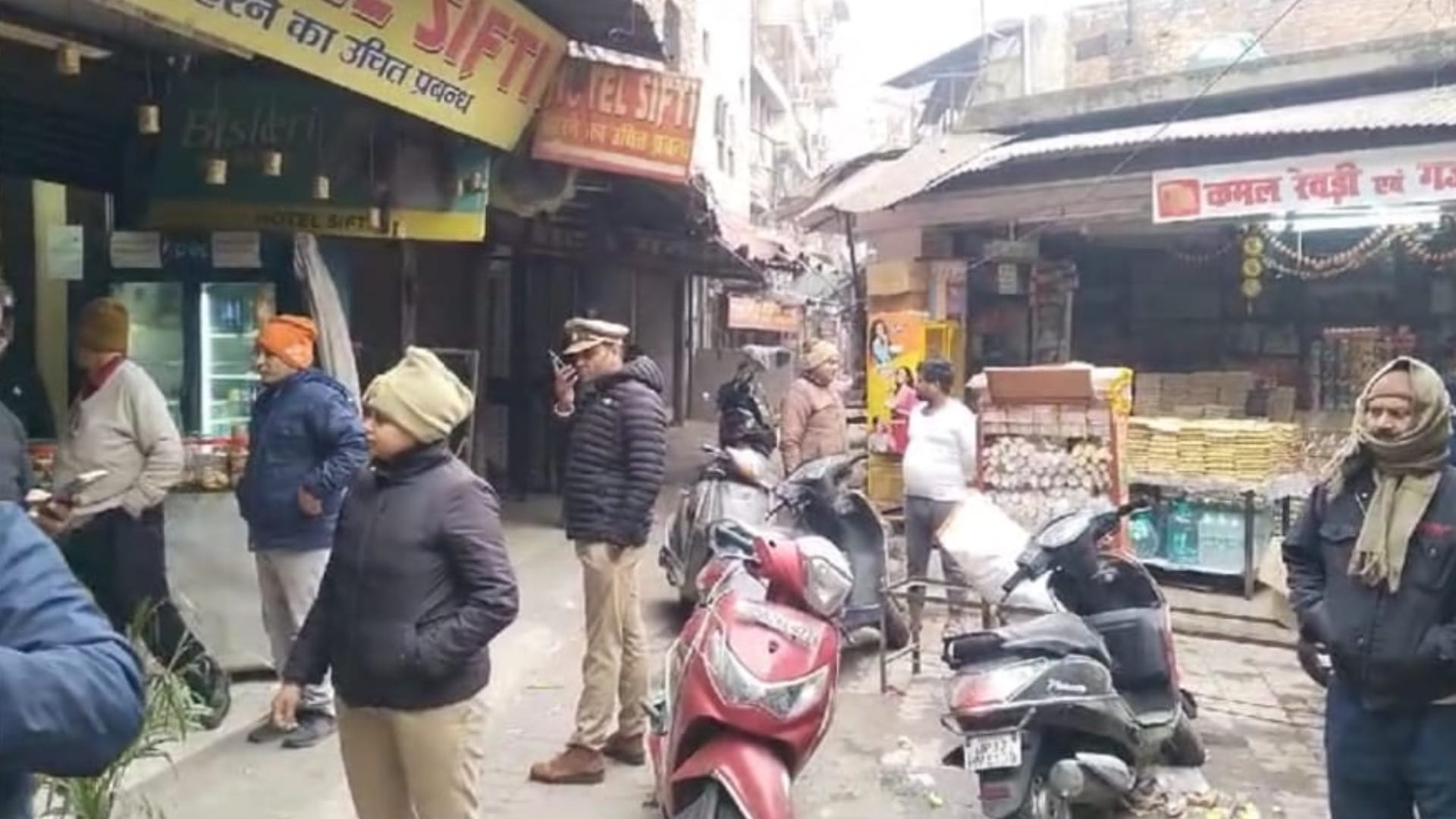 Murder in hotel: accused says whole family wanted to become Hindu.