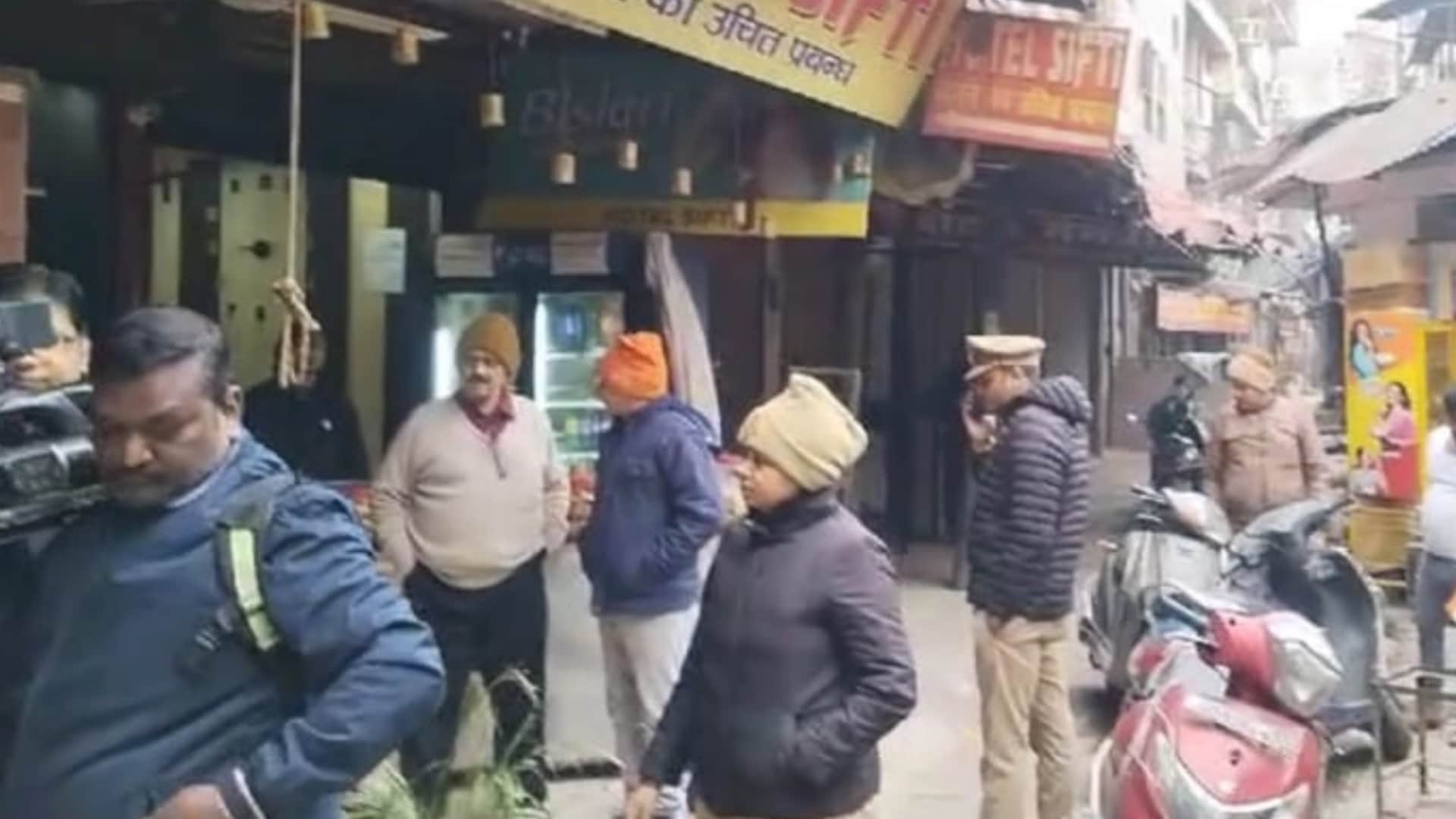 Lucknow Murder Case Man Kills Mother Four Sisters In Hotel Recorded Video Murder Reasons Revealed