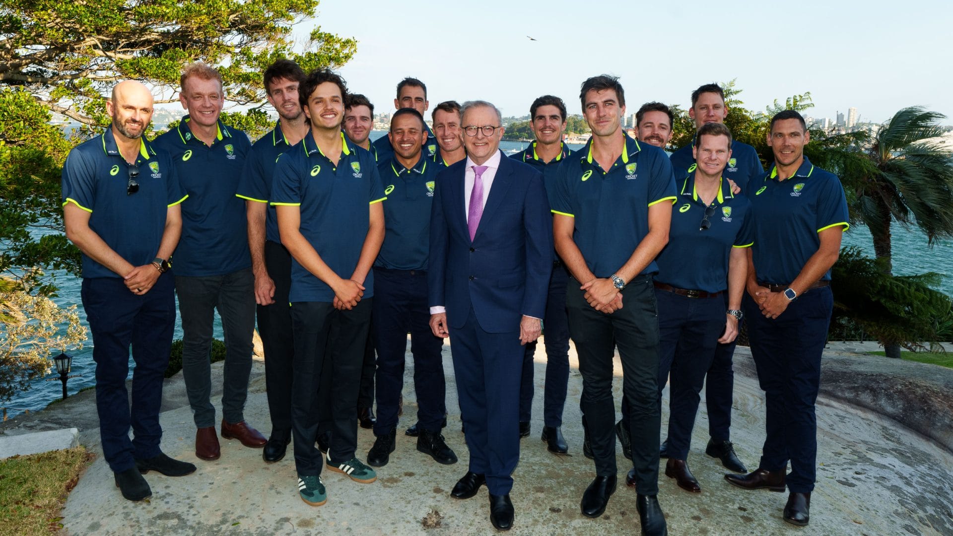 IND vs AUS: Indian and Australian cricket teams met Australian PM Anthony Albanese see photos
