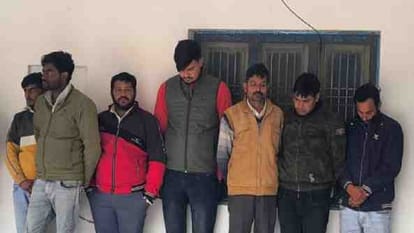 पुलिस गिरफ्त में आरोपी