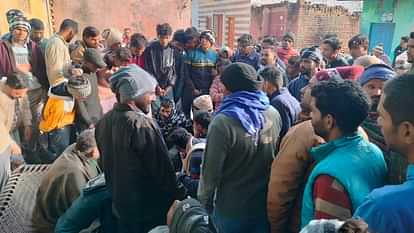 सनी हत्याकांड: कार से टक्कर मारकर गिराया, फिर सिर पर ताबड़तोड़ बरसाए डंडे... क्रिकेट से है मर्डर का कनेक्शन Sunny murder case: Knocked down after being hit by a car, then beaten with sticks...