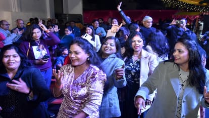Happy New Year 2025: The excitement of 2025 outweighs the severe winter, noise of celebration everywhere
