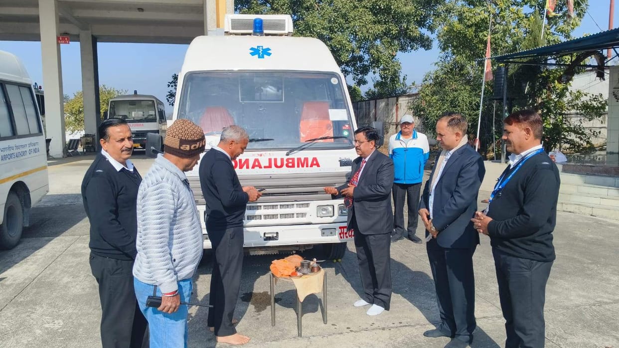 New hi-tech ambulance Started at Dehradun Airport to help passengers in Emergency