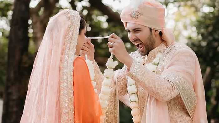 Armaan Malik got married to his fiancee Aashna Shroff  shares post with caption Tu hi mera ghar