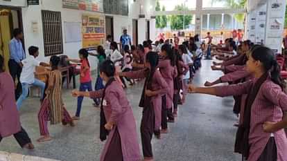 Bihar Children studying crematorium of Muzaffarpur are now learning self-defense techniques along with studies