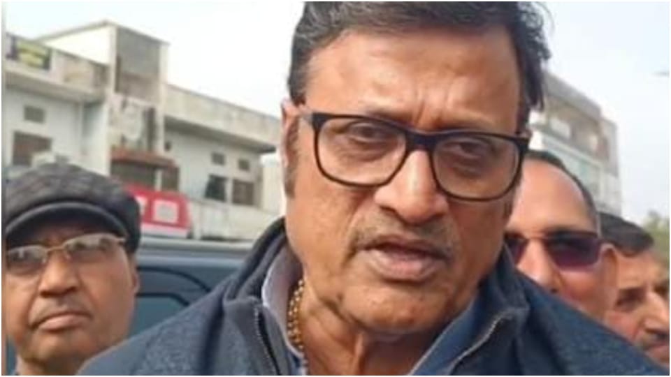 भाजपा नेता राजेंद्र राठौड़।