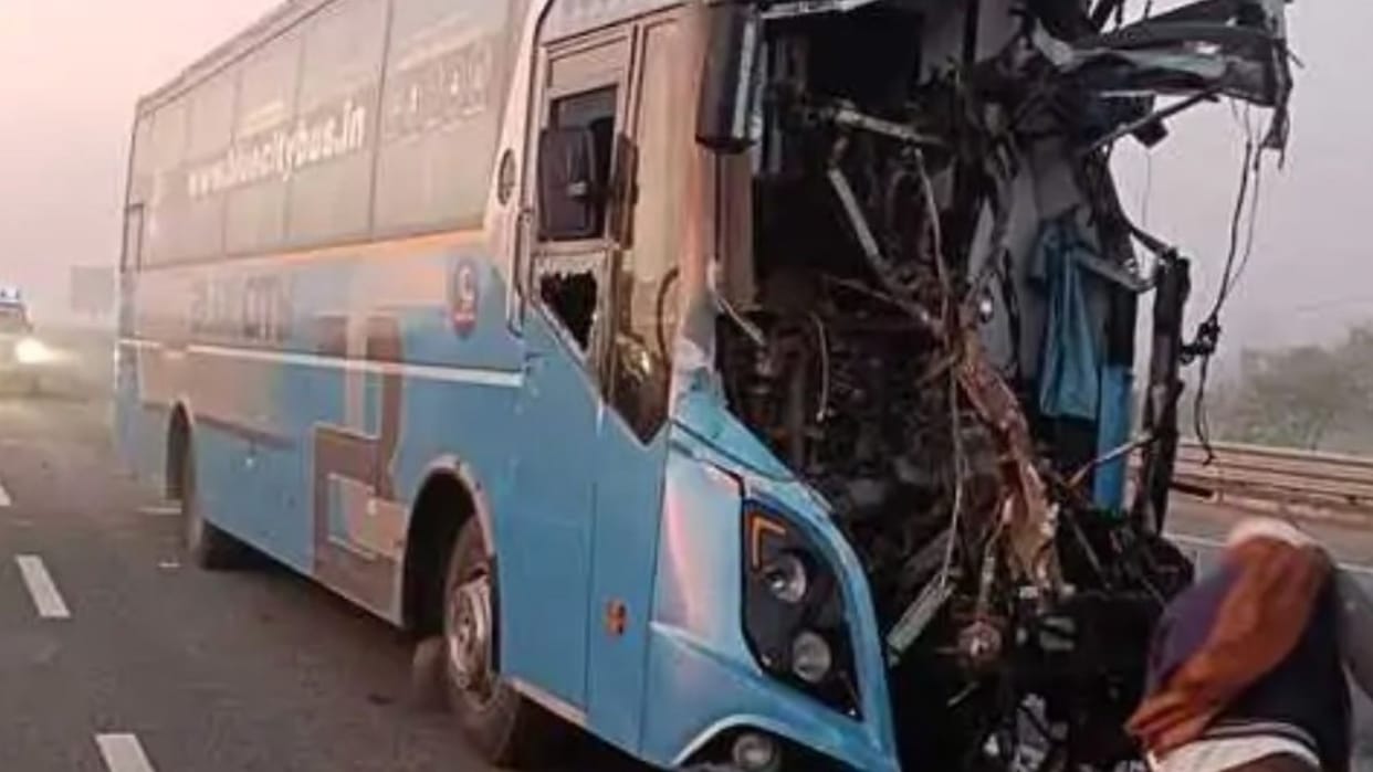 30 passengers injured as bus collides with truck on Delhi-Mumbai Expressway