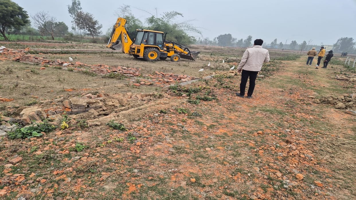 BDA bulldozer action against eight illegal colonies in Bareilly
