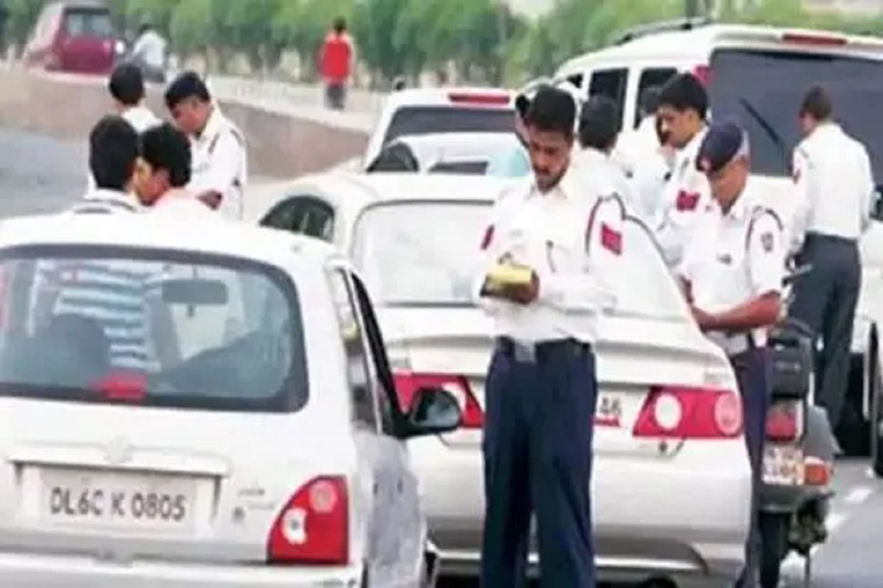 GRAP Enforcement: Delhi Traffic Police Collects Nearly Rs 85 Crore in Pollution Fines