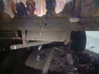 Road Accident In Haridwar car of youth coming from Haryana collided with a truck four died, one injured