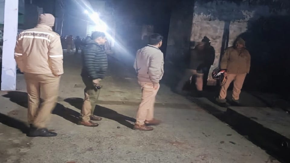 Clash between two parties in Saperabhanpur