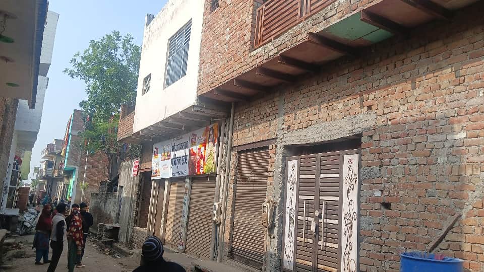 Lucknow Mass Murder house had become a prison for Arshad mother and sisters his father used to beat him