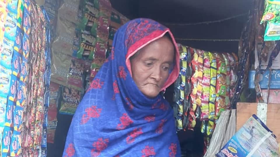 Lucknow Mass Murder house had become a prison for Arshad mother and sisters his father used to beat him