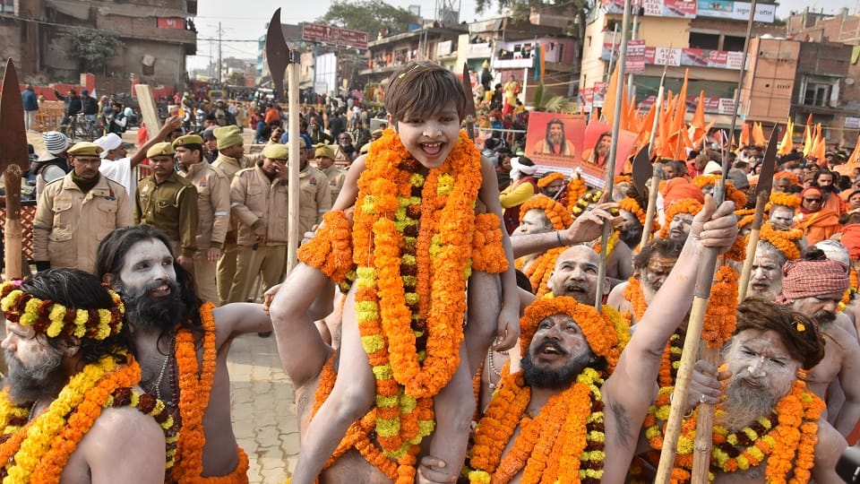 Police will take elderly people to Maha Kumbha like Shravan Kumar sons will also make arrangements