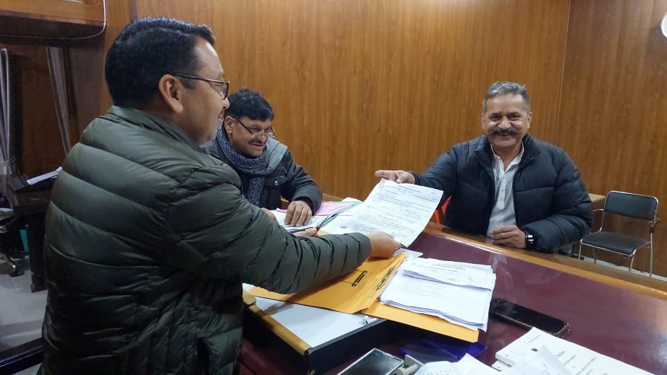 Two mayor candidates including SP withdrew their names in haldwani nagar nigam seat