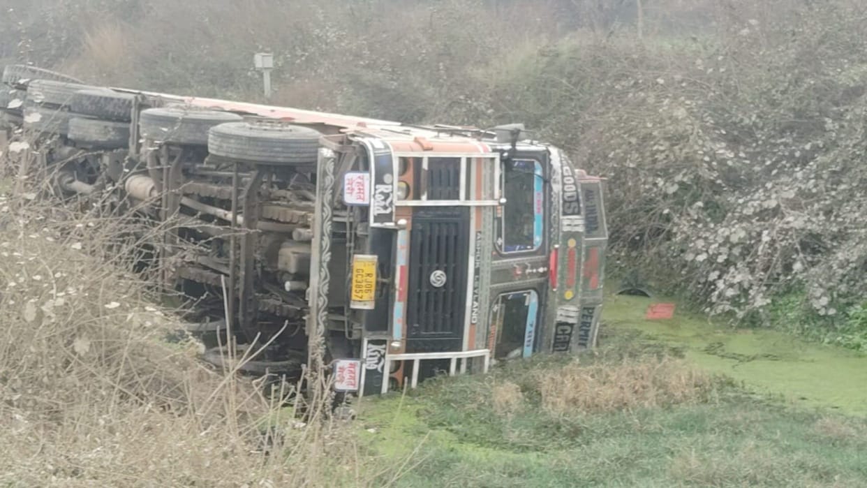 Speed becomes costly narrow escape road accident happens LPG tanker overturns