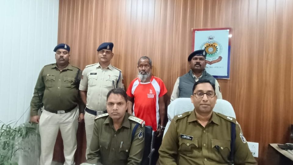accused who murdered a woman begging in Raigarh District Jail complex arrested