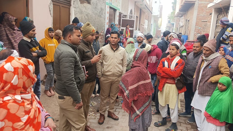 Lucknow mass murder neighbours revealed many things During police interrogation team going to arrest Badar