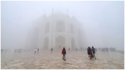 Weather Update North India Shrouded in Dense Fog Visibility Reduce Flights and Trains Affected