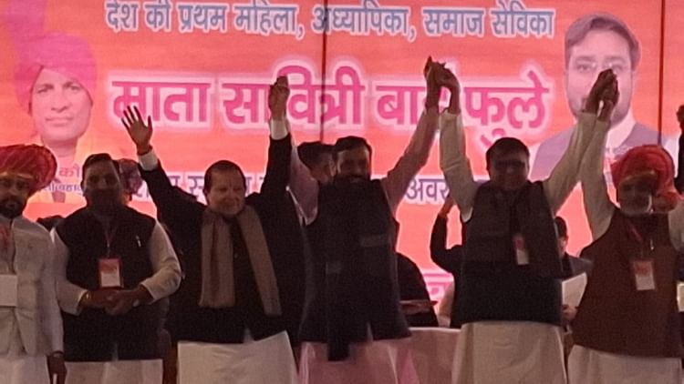 Haryana: बहादुरगढ़ पहुंचे सीएम नायब सैनी, माता सावित्रीबाई फुले की जयंती पर कार्यक्रम में लिया हिस्सा