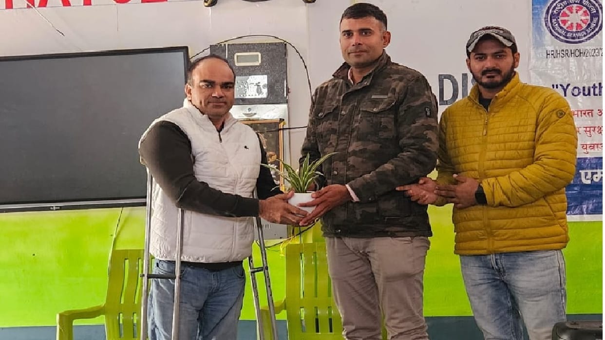 NSS camp and awareness session on cyber crime organised at PM Shri Government School, Bhatol, Hisar