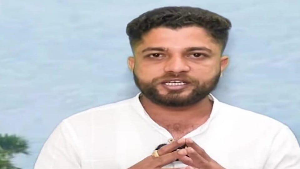 Journalist Mukesh Chandrakar murdered body found in septic tank was missing since January 1 in Bijapur