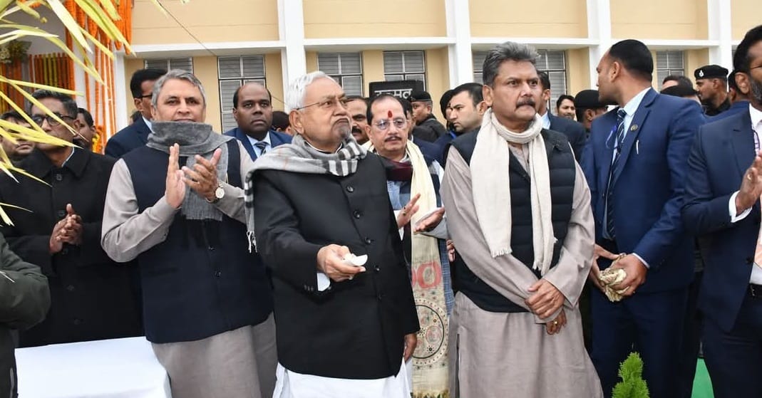 Bihar News : CM Nitish Kumar bihar pragati yatra gopalganj by road nitish kumar statement