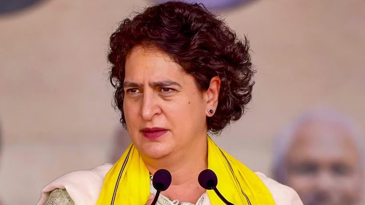 Strict and quick action in journalist Mukesh murder case said Priyanka Gandhi Vadra