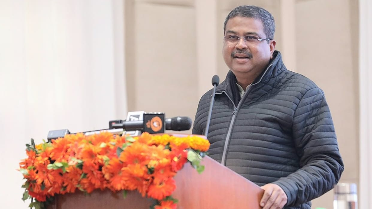 Delhi University new college named after Veer Savarkar, Education Minister praised decision