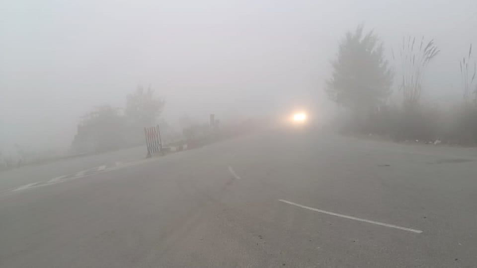 Traffic affected on highway due to dense fog in agra