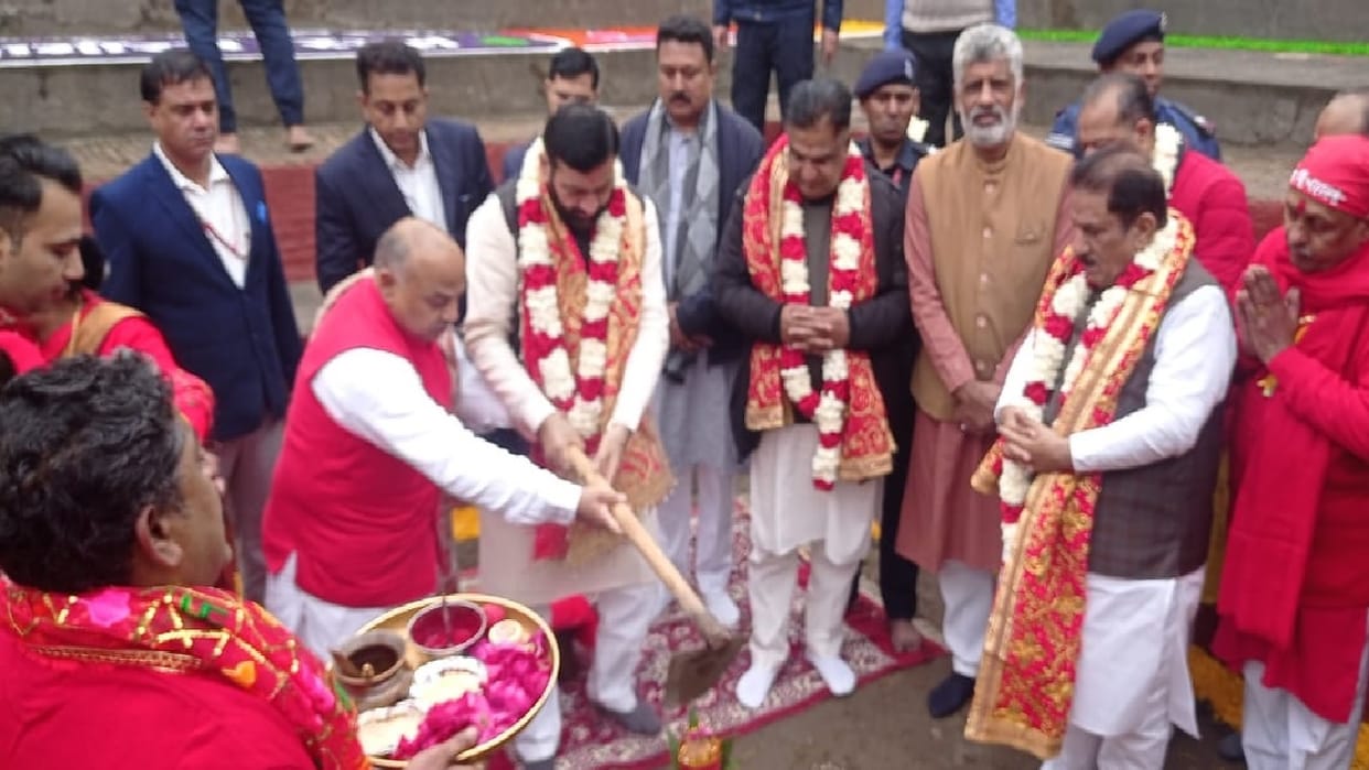 Chief Minister performed Bhoomi Pujan of great pride place of Shri Devikup Maa Bhadrakali temple of Kurukshetr