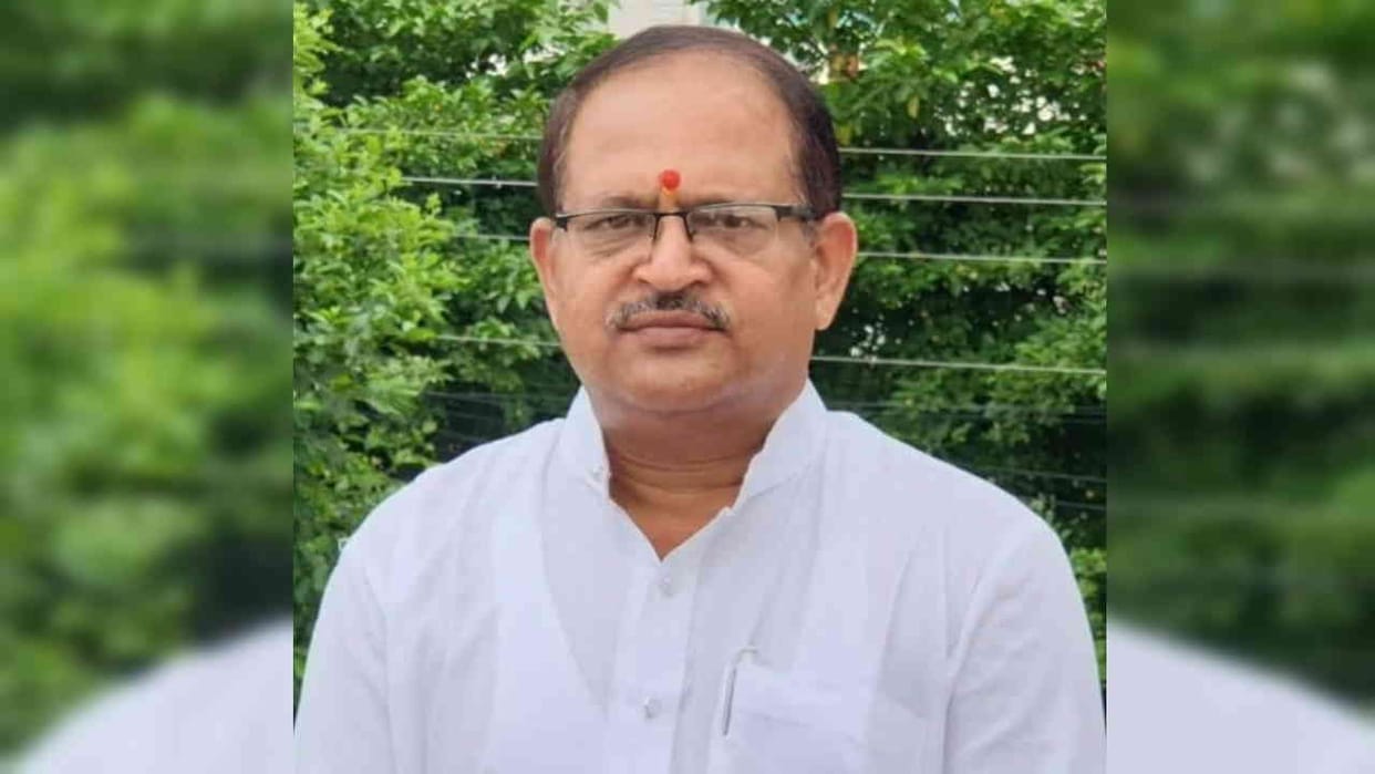 Uttarakhand Politics News Mathura Dutt expelled from Congress for six years after Join Bjp