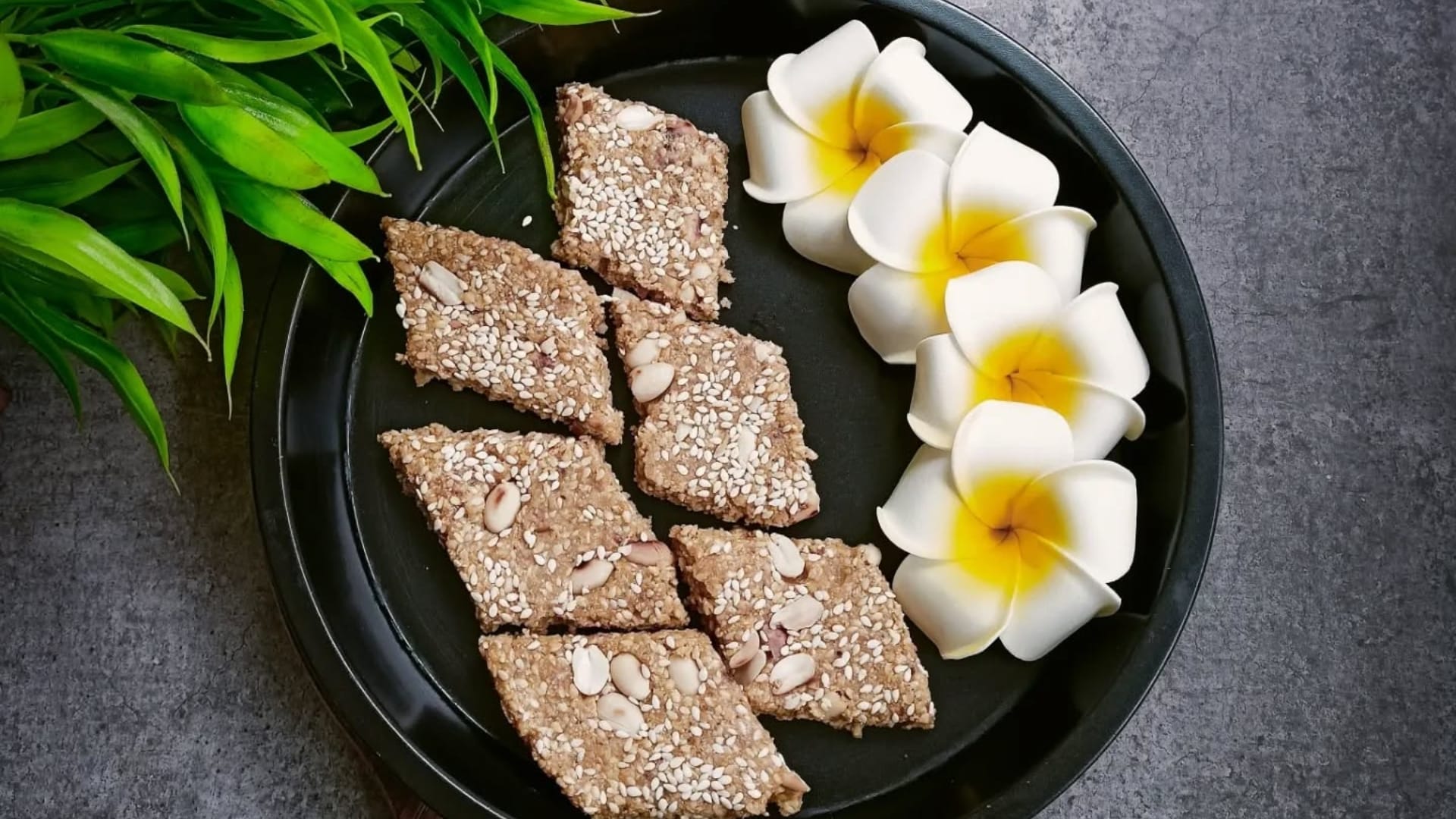 Makar Sankranti Special Gajak How To Make Gajak Patti At Home gud ki gajak kaise banaye