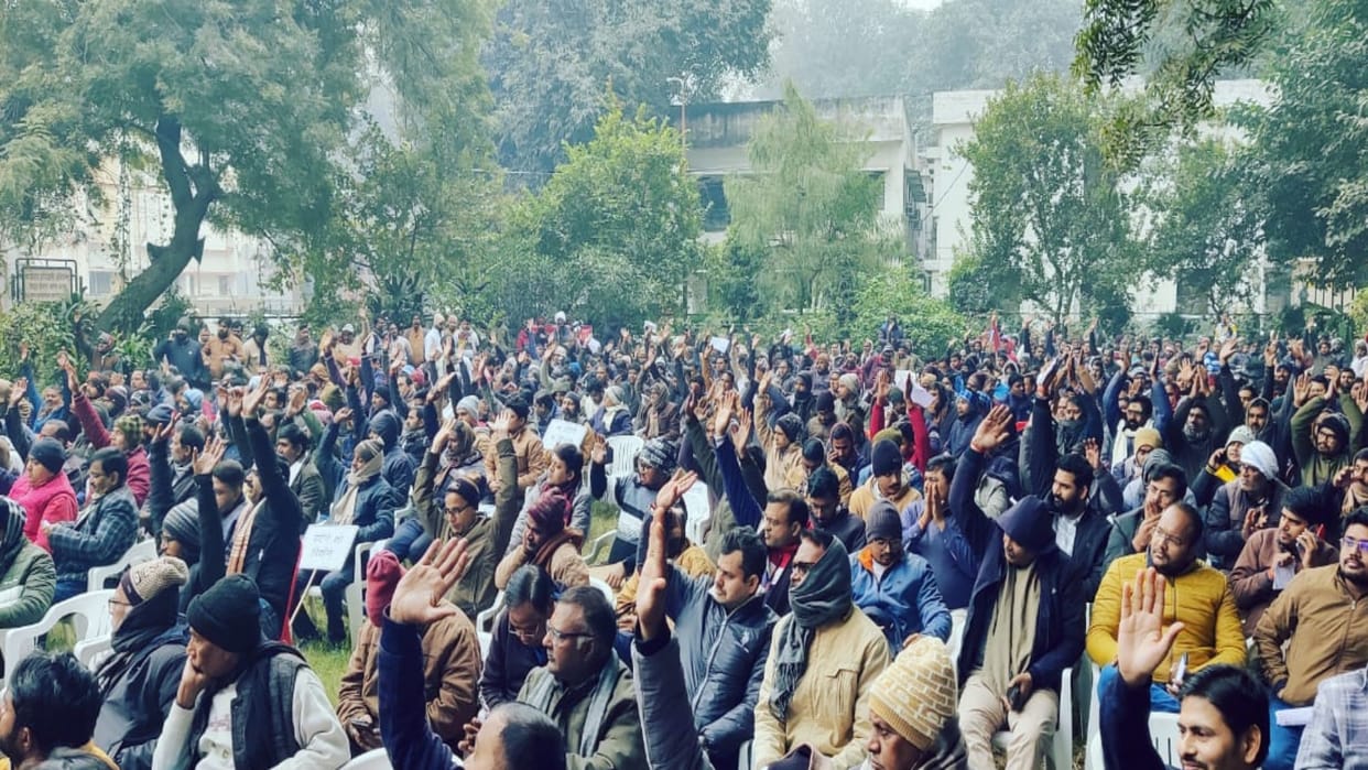 77 thousand posts will be abolished due to electricity privatization engineer said- department is misleading