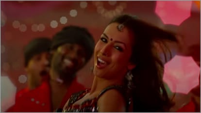 Controversial Songs who faces trolling pillings dabidi dibidi besharm rang ghoomar radha munni badnam