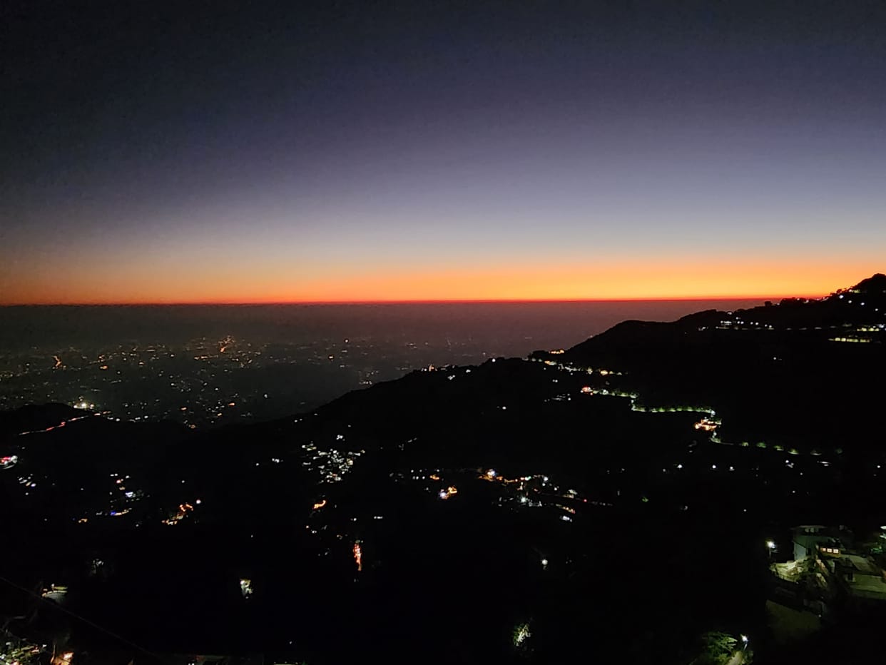 Mussoorie Winterline started appearing in Sky tourists capture beautiful views in camera