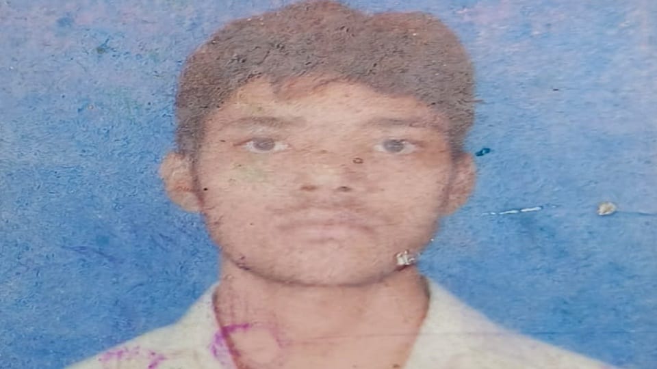 Roadways Bus Conductor committed suicide