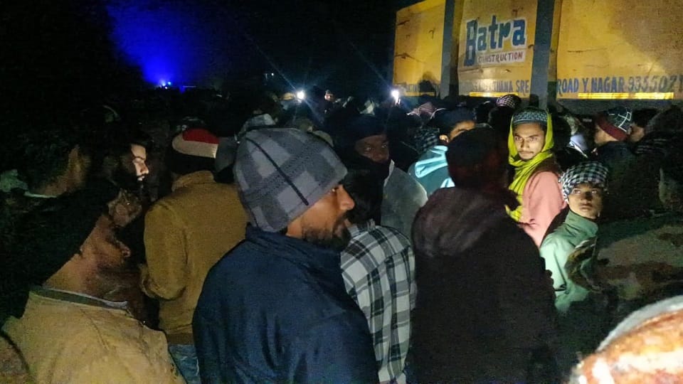 Moradabad Accident: Dumper hits bike, two friends die, angry villagers create ruckus