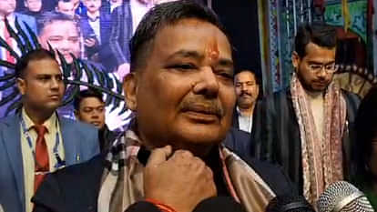 Etawah: Minister Jaiveer Singh said- Akhilesh should not do politics on Kumbh