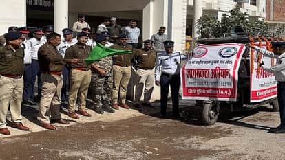 Road accidents are increasing in road safety month six people died in district within five days in Kabirdham