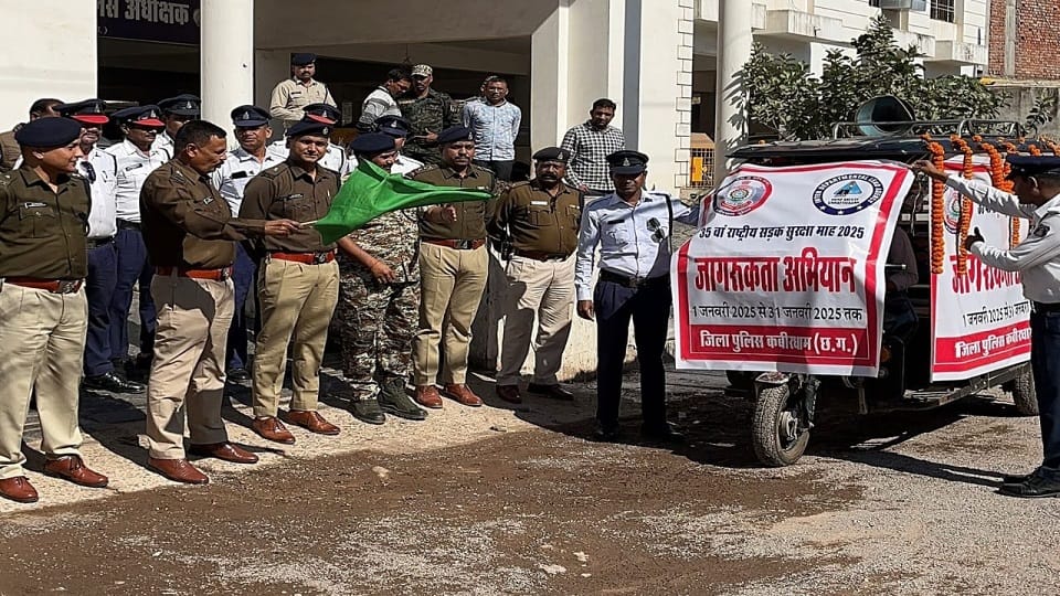 Road accidents are increasing in road safety month six people died in district within five days in Kabirdham