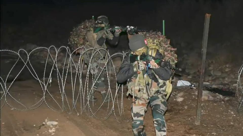 Soldiers will be able to keep an eye on enemy movements up to five km with night vision goggles on border