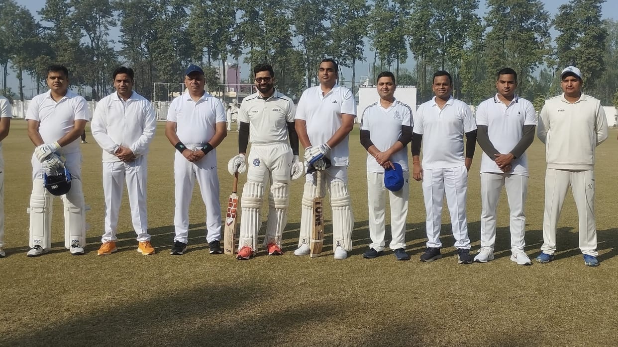 Bareilly defeated Rampur and won the friendly cricket match by 9 wickets