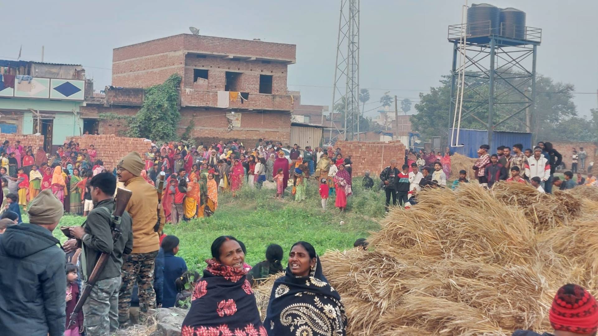 Bihar News Body of missing child found in pile of Newari Nalanda family suspects murder injury marks on body