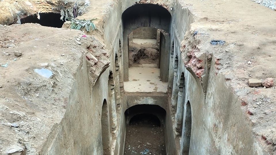 Sambhal Update: Excavation work stopped in Bawdi, instructions given by ASI team, police and PAC deployed