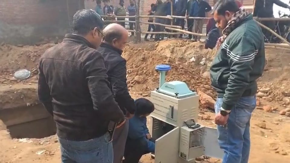 Another well found in Sambhal: Excavation done at Hatim Sarai, police deployed at Chandausi Bawdi