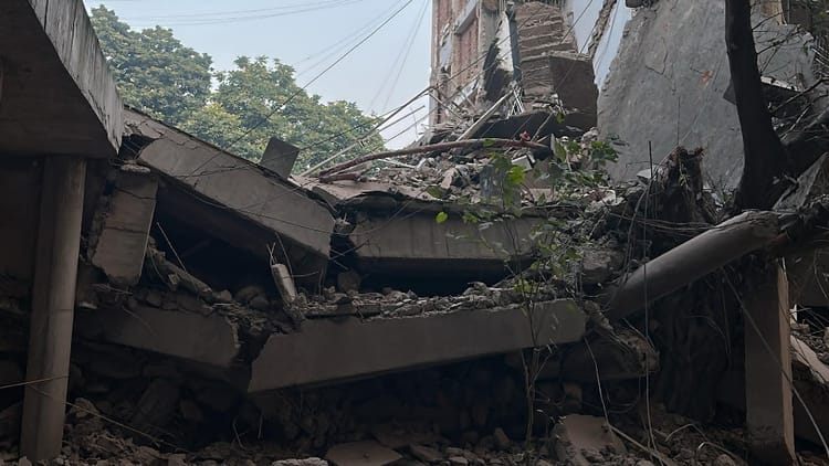 Accident In Chandigarh Building Collapses In Sector 17 – Amar Ujala Hindi News Live