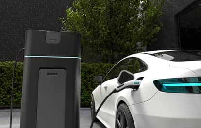 Crude Oil Price Surge Boosts EV Demand in India Amid Fears of Petrol and CNG Price Hike