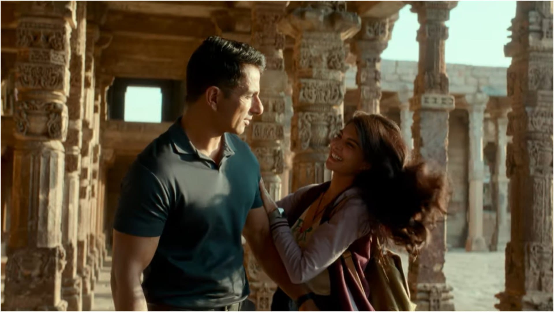 Fateh Box Office Collection Day 5 Know Sonu Sood Jacqueline Vijay Raaz Naseeruddin Shah Film Earning